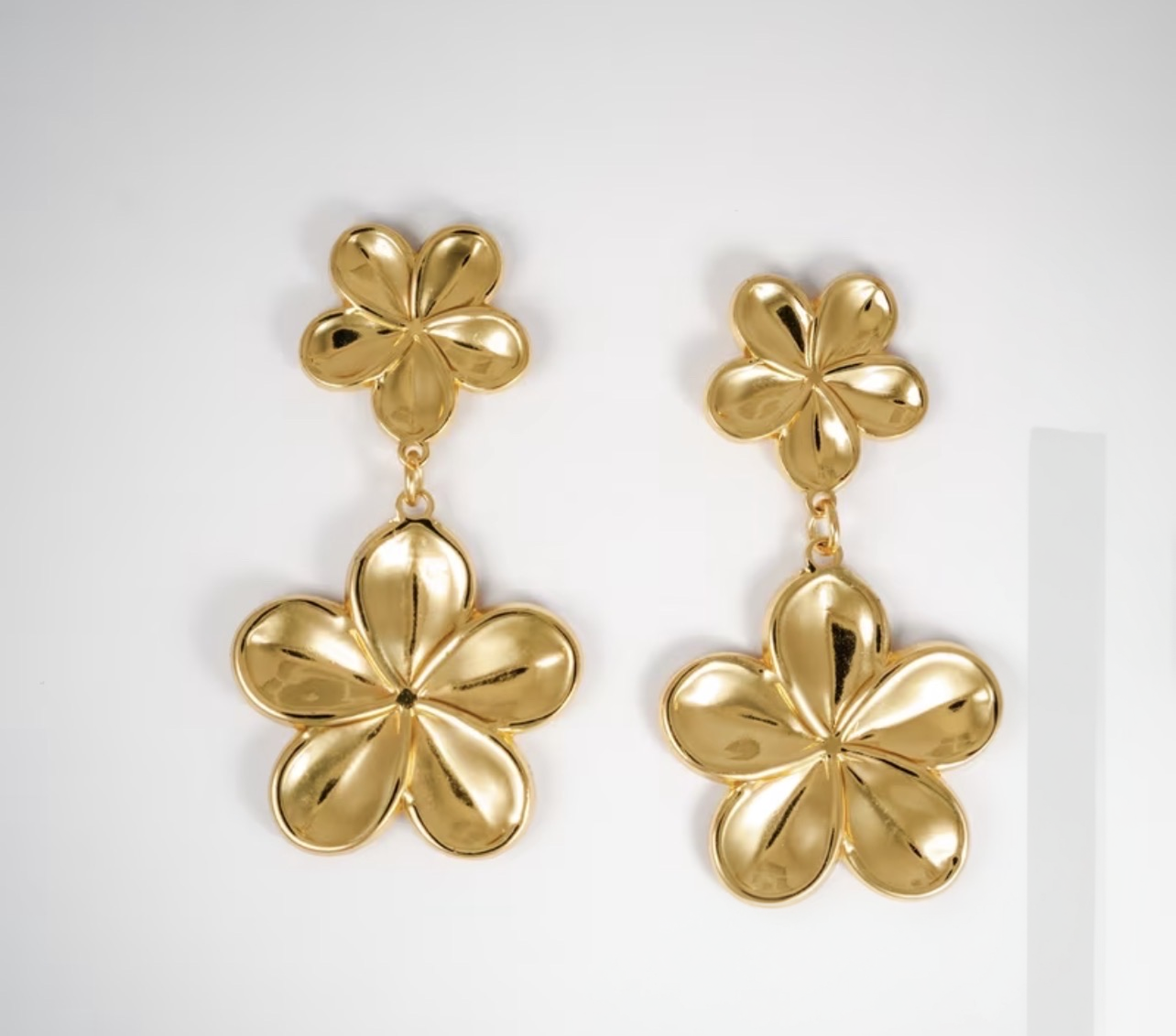 Floral drop earrings
